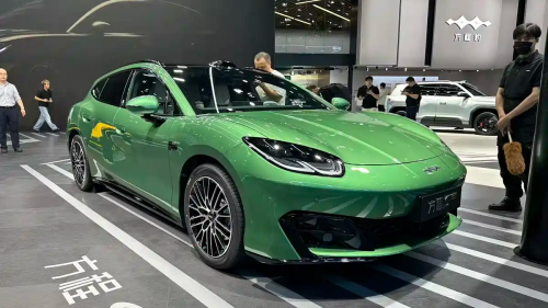 BYD’s Fang Cheng Bao unveils interiors of Formula S and Formula S GT at 2026 Chengdu Auto Show