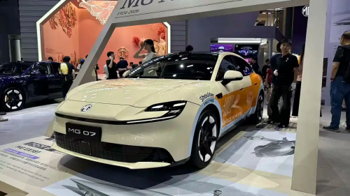 MG 07 officially launched in China with both PHEV and EV versions, starting from 16,000 USD