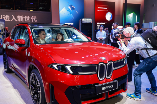 BMW iX3 EV sees strong pre-order debut in China while facing delivery and display hurdles, report says