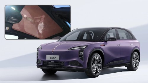 FAW Hongqi made the industry first solar sunroof that produces 400 kWh annually