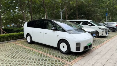 Li Auto founder compared next-gen Mega MPV with first iPhone