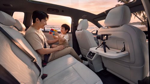Volkswagen ID. Aura T6 began presales in China at 20,225 USD
