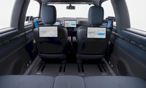 Alphabet’s Waymo imported over 3,200 Zeekr robotaxis in the US despite 102.5% tariffs
