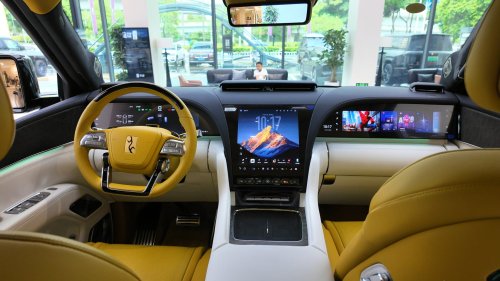 BYD adopts Rolls-Royce manners: 216K USD U8L offers mountain artwork for price of 3 Dolphins