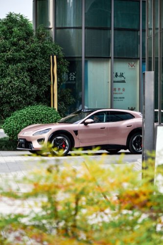 Chery’s Luxeed RX from ex-Ferrari designer 586 HP to start pre-orders on August 20