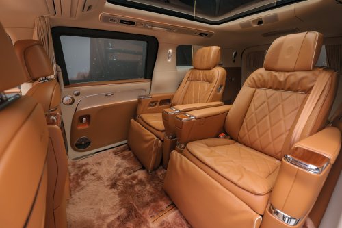Huawei, Toyota, Toyota Alphard, Huawei’s Maextro takes on Toyota Alphard with 1 million yuan V800 MPV