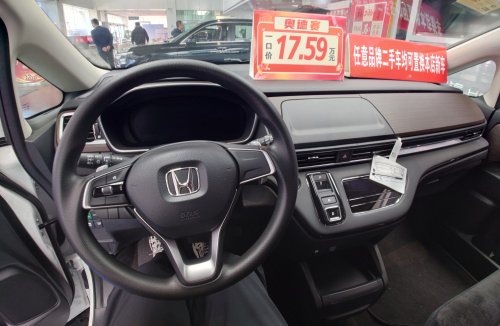 Honda Odyssey refreshed in China, ditches “screenless” base model, starting at 27,500 USD