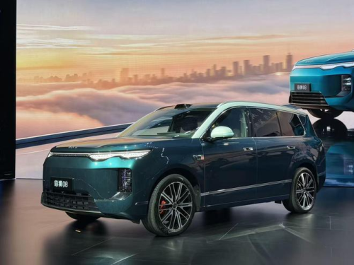 BYD Sealion 08 launches in China: second-gen Blade Battery on both PHEV and EV models