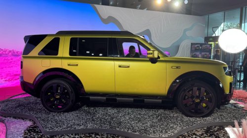 Freelander 8 started sales in China at 46,120 USD and set a Guinness Record
