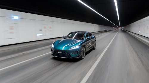 Luxeed RX SUV from Chery launched in China at 38,700 USD