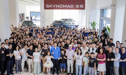 Xiaomi, SUV, Lei Jun, Xiaomi Skynomad EREV SUV begins deliveries in China, CEO Lei Jun hands over keys to owners