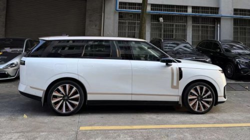 The Xpeng GX was turned into the Range Rover in China