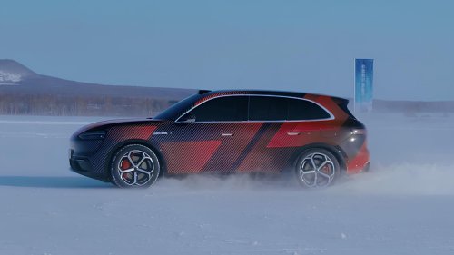 Aito M6 SUV from Huawei spotted in China during winter tests