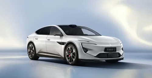 Refreshed Avatr 12 debuts with up to 955 hp tri-motor powertrain