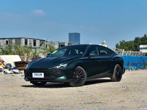 MG, SAIC MG unveils 2026 MG7 with AI cockpit and ADAS, starting at 16,700 USD