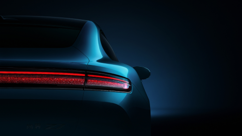 Huawei, Porsche-inspired Saic Z7 from Huawei’s HIMA releases new teasers