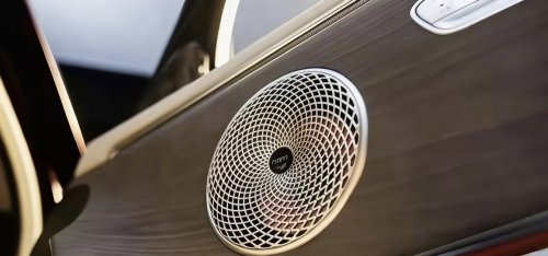 Zeekr 8X interior leaked as 5.1 meter SUV nears Q1 2026 launch