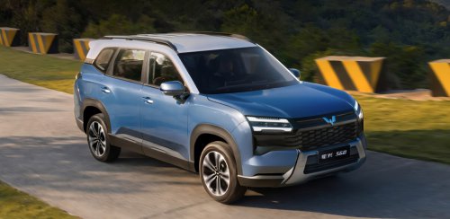 Wuling Starlight 560 SUV enters market starting at 9,000 USD, available in ICE, PHEV, and BEV variants