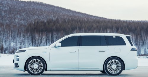 Leapmotor D19 completed world’s first dual tire blowout test in extreme ice condition