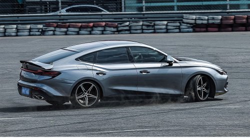 Electric successor of the MG7 sedan spotted in China