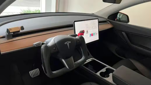 China to ban half-steering wheels in new safety standard