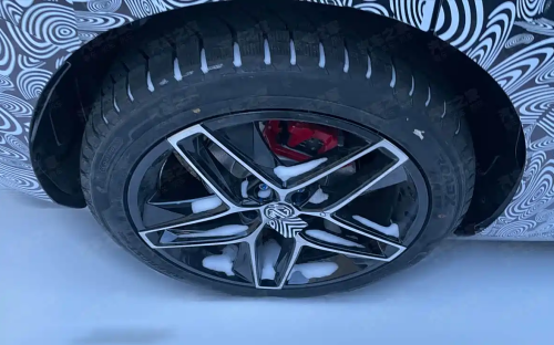 MG, Spy shots reveal MG’s upcoming hybrid sedan with LiDAR