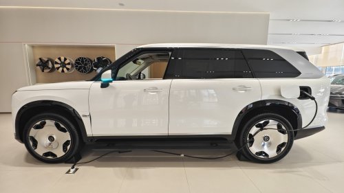 Sunday China Drive | Zeekr 9X: Range Rover and Bentley buyers reportedly switching