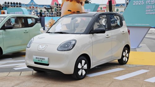 MINI, Updated Wuling Hongguang Mini EV broke covers in China with cute styling