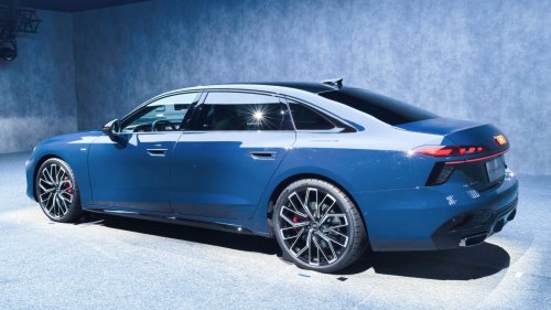 The new Audi A6L price dropped by 17,780 USD in China