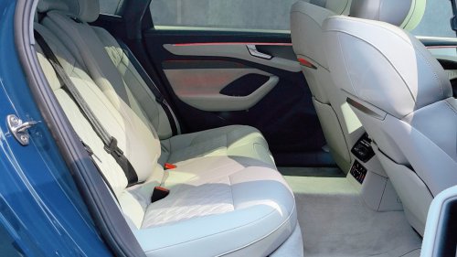 The new Audi A6L price dropped by 17,780 USD in China