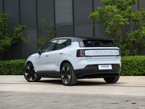 2026 Volvo EX30 launches in China with lower entry price after battery recall