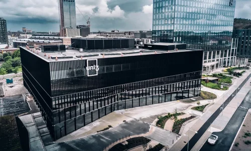 Geely unifies European R&D to bring models globally in “no more than six months”