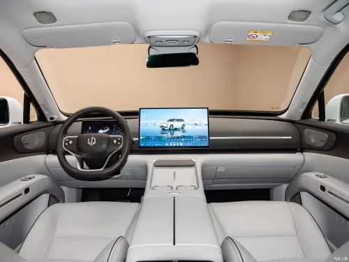 Leapmotor D19 with world’s largest EREV battery or 1000V EV architecture set for April 16 launch