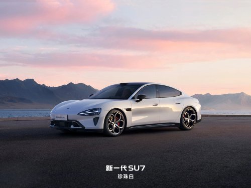 2026 Xiaomi SU7 launched with new “Dragon Chassis” and up to 680 hp, starts 31,870 USD