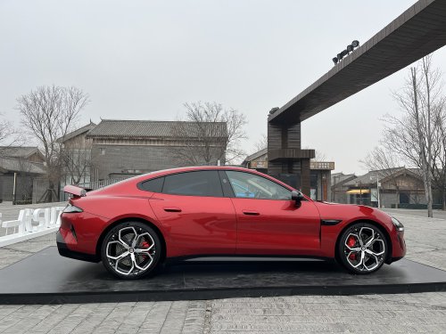 Testing drive the new Xiaomi SU7: is it the Apple Car that Apple never built?