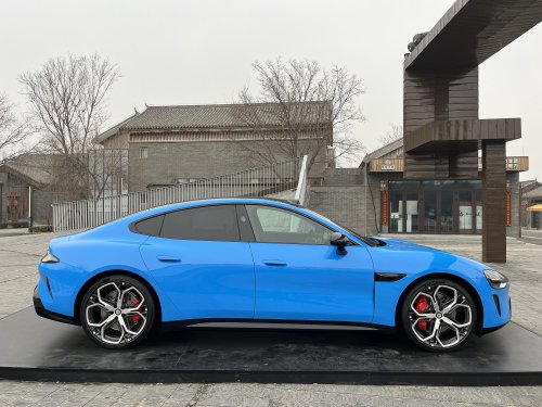 Testing drive the new Xiaomi SU7: is it the Apple Car that Apple never built?