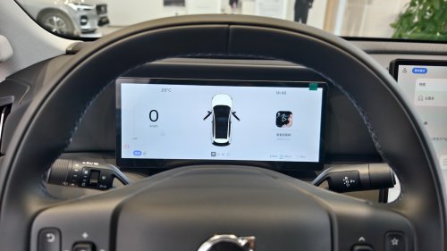 Sunday China Drive | Volvo XC70 PHEV road‑tested in China, global model bound for 70+ markets