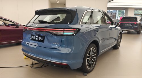 Huawei, Tesla, Leapmotor, Sunday China Drive | Huawei’s entry-level strike: Saic H5 targets Tesla & Leapmotor