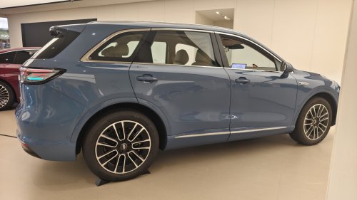Huawei, Tesla, Leapmotor, Sunday China Drive | Huawei’s entry-level strike: Saic H5 targets Tesla & Leapmotor