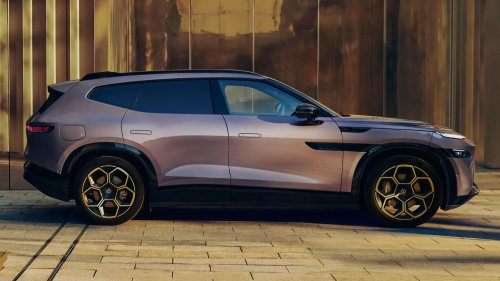 Volkswagen ID. Unyx 08 EV crossover started presales in China at 34,760 USD