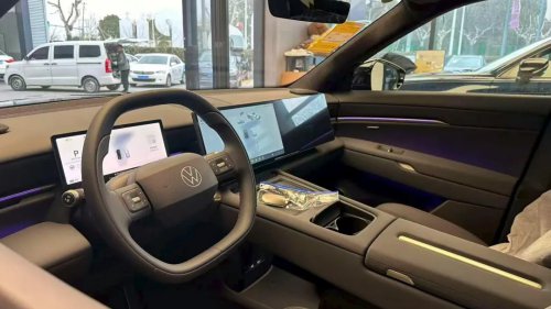 Volkswagen ID. Unyx 08 with Xpeng tech rolled off the production line in China