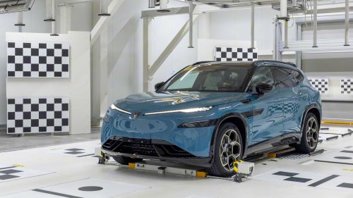 Volkswagen ID. Unyx 08 with Xpeng tech rolled off the production line in China