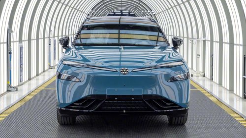 Volkswagen, Xpeng, Volkswagen ID. Unyx 08 with Xpeng tech rolled off the production line in China