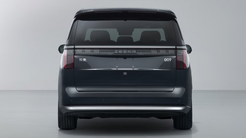 Updated Zeekr 009 luxury minivan provides 912 hp in China