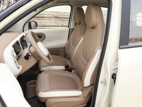 Wuling launches 2026 Hongguang Mini EV with 301 km range and fast charging, from 6,200 USD