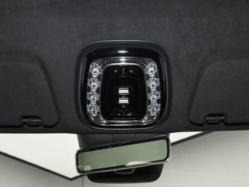 Zeekr 8X opens pre-sales on March 16 with 1,030 kW tri-motor PHEV system