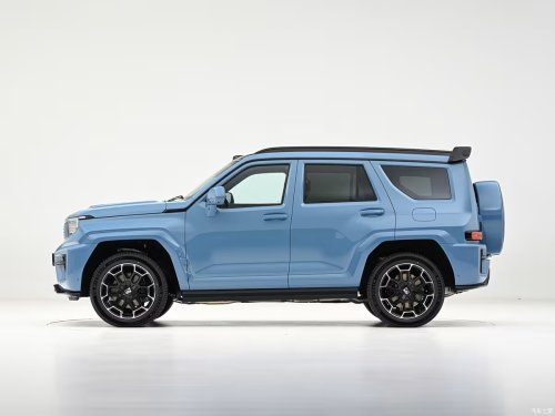 GWM’s Tank 700 pre‑sales open, starts 63,500 USD with lidar and Coffee OS triple‑screen cabin