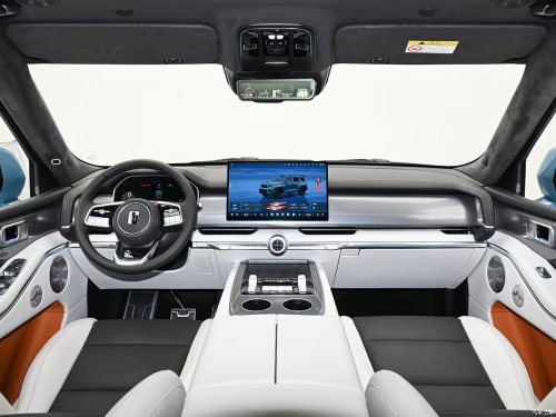 GWM’s Tank 700 pre‑sales open, starts 63,500 USD with lidar and Coffee OS triple‑screen cabin