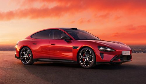 2026 Xiaomi SU7 launched with new “Dragon Chassis” and up to 680 hp, starts 31,870 USD