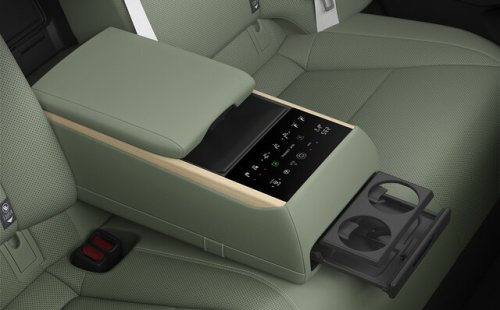 トヨタが上海モーターショーで電動化モデル2車種をワールドプレミア